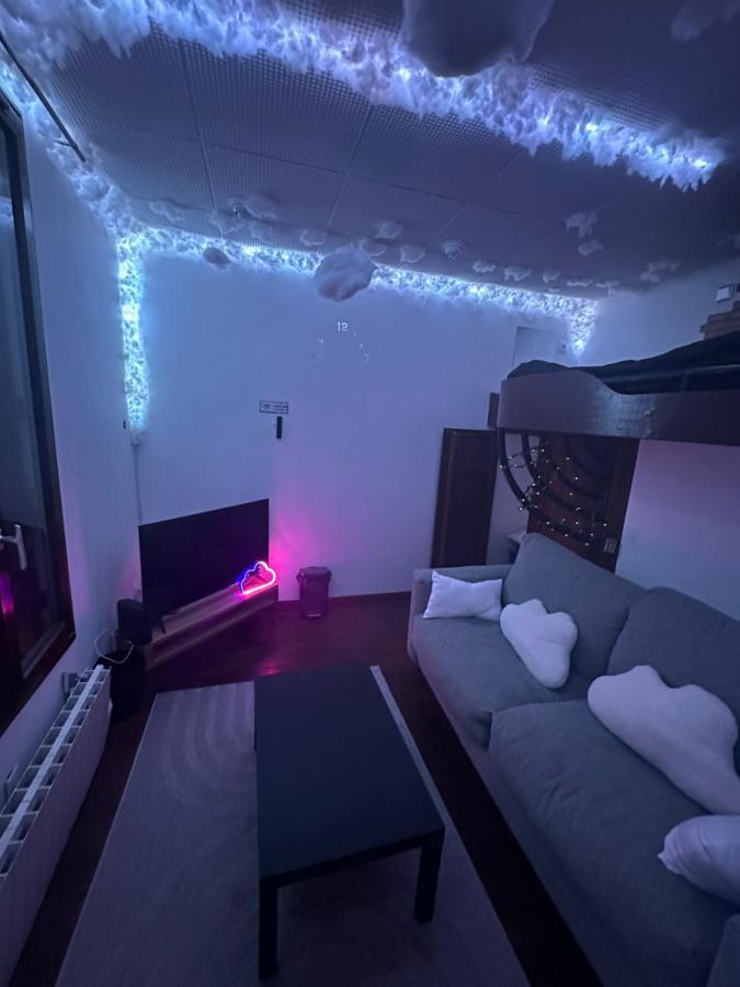 La Tete Dans Les Nuages Apartment Arcueil Luaran gambar